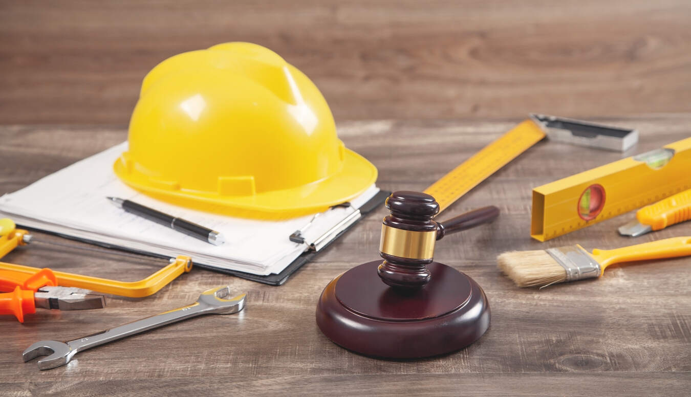 Construction injury lawyer 