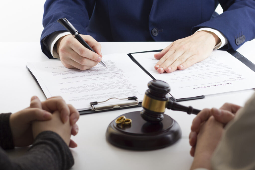 Myrtle Beach Family Law Lawyers Filling papers for couples